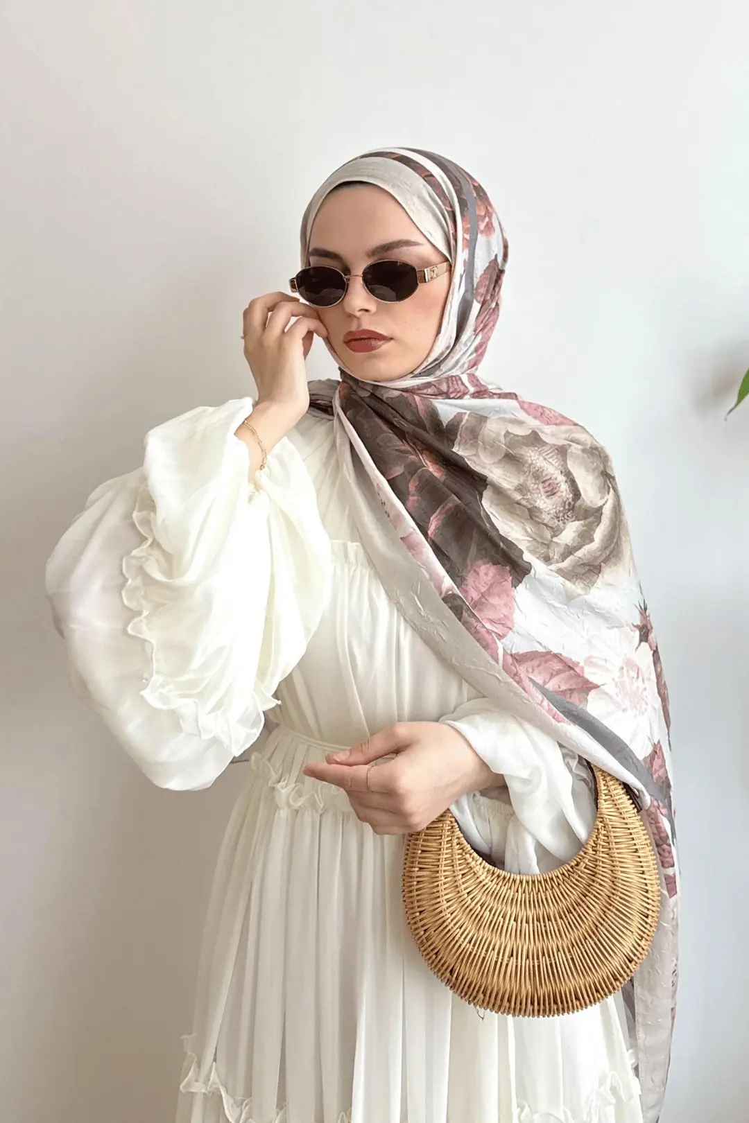 GÜL VE DAHLİA ÇİÇEKLİ ŞAL - BEJ