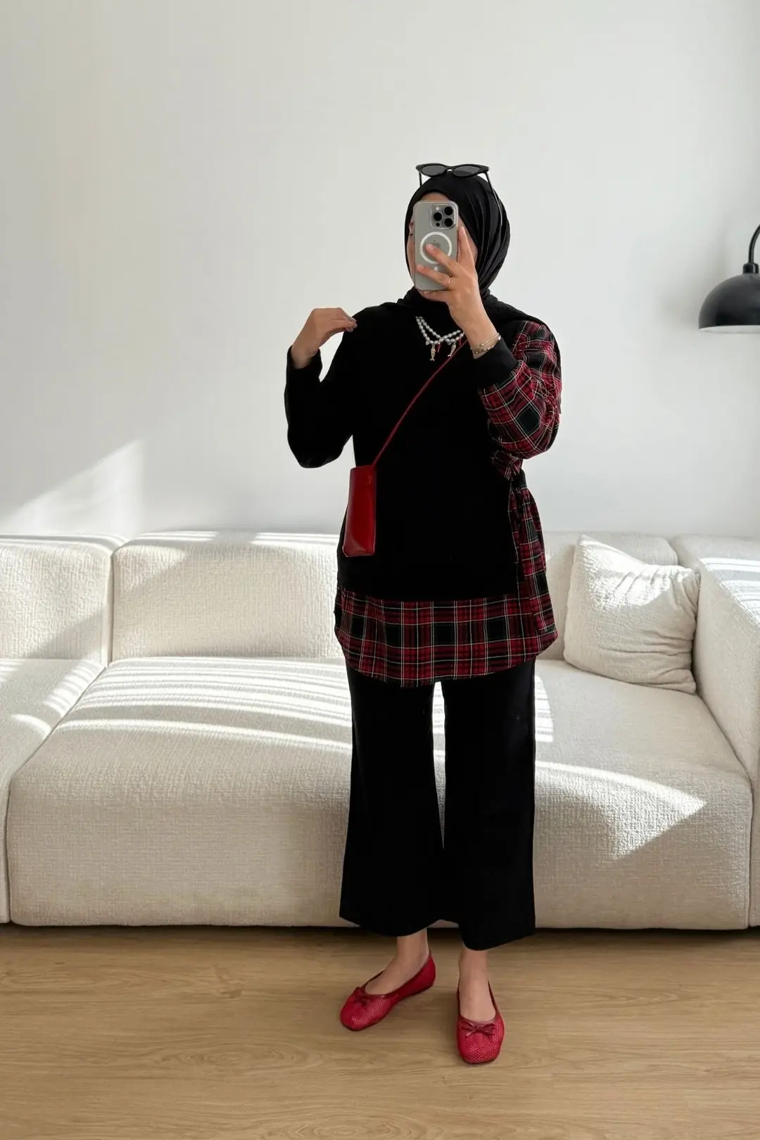 6196 EKOSE DETAYLI BAĞLAMALI SWEATSHIRT - SİYAH