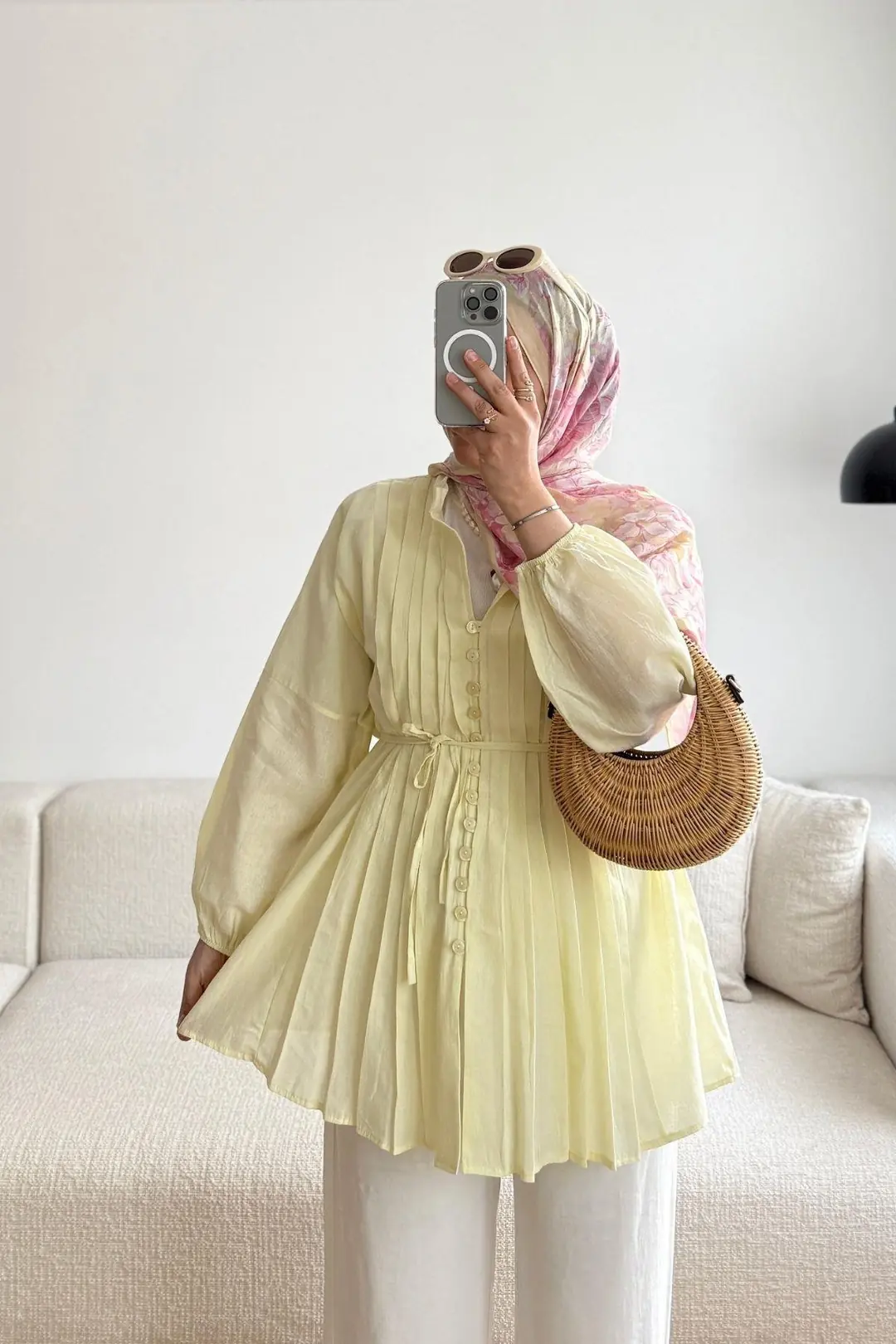 ÖNÜ BİYE DETAYLI KETEN GÖMLEK - SOFT SARI