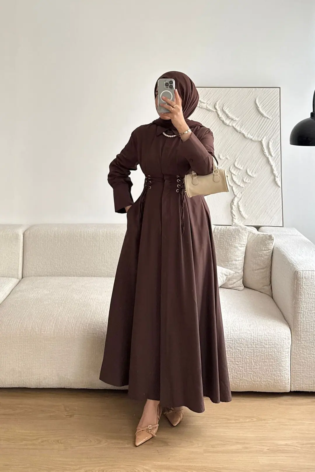 KUŞ GÖZÜ KEMERLİ ELBİSE - KAHVE